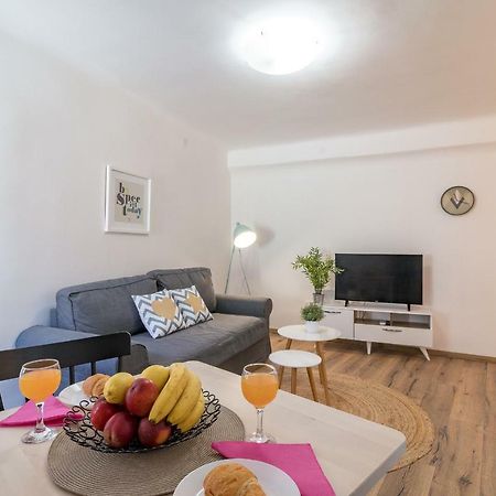 Central New Apartment Nonna Mara Rovinj Eksteriør billede