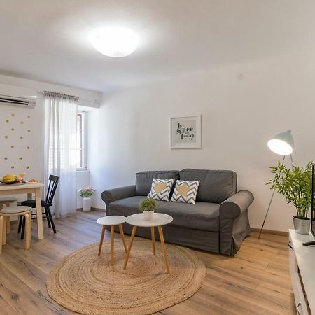 Central New Apartment Nonna Mara Rovinj Eksteriør billede